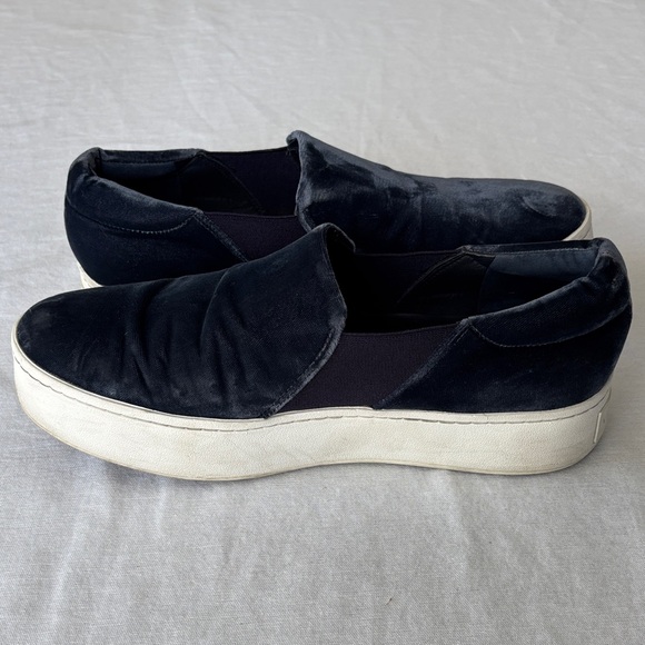 Vince Blue Velvet Slip-On platform Sneakers - Picture 8 of 15
